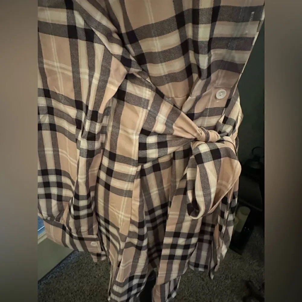 NWT plaid khaki long sleeve tie shirt dress. Xl